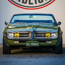 Load image into Gallery viewer, Traditional 5.75&quot; Headlight - Yellow (High Beam)
